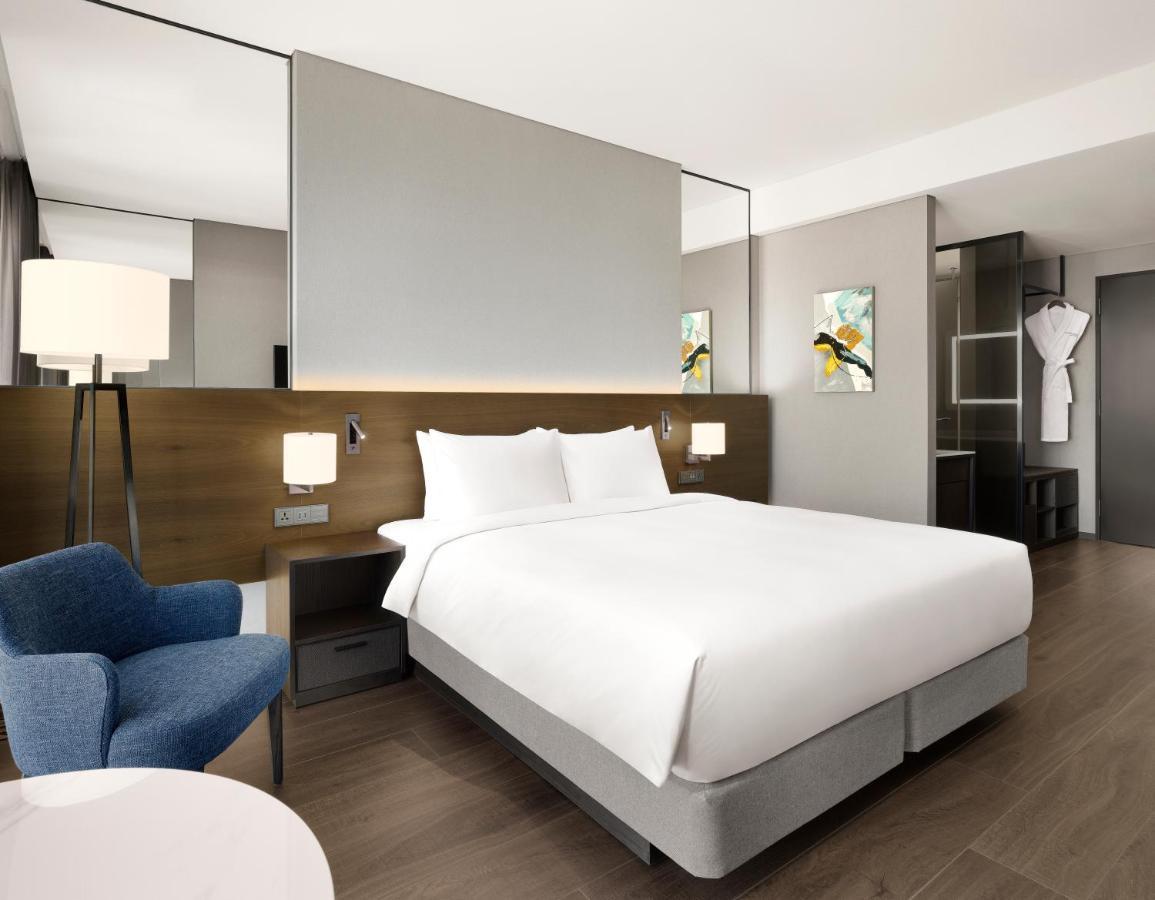 Four Points By Sheraton Szuvon Kültér fotó
