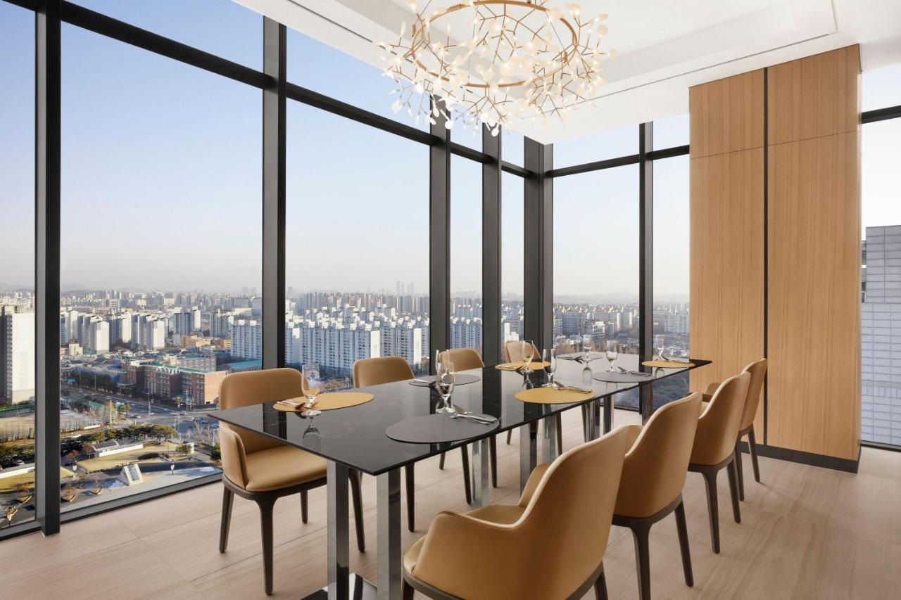 Four Points By Sheraton Szuvon Kültér fotó