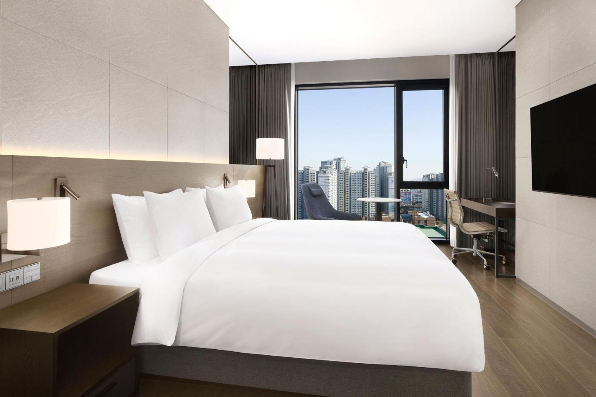 Four Points By Sheraton Szuvon Kültér fotó